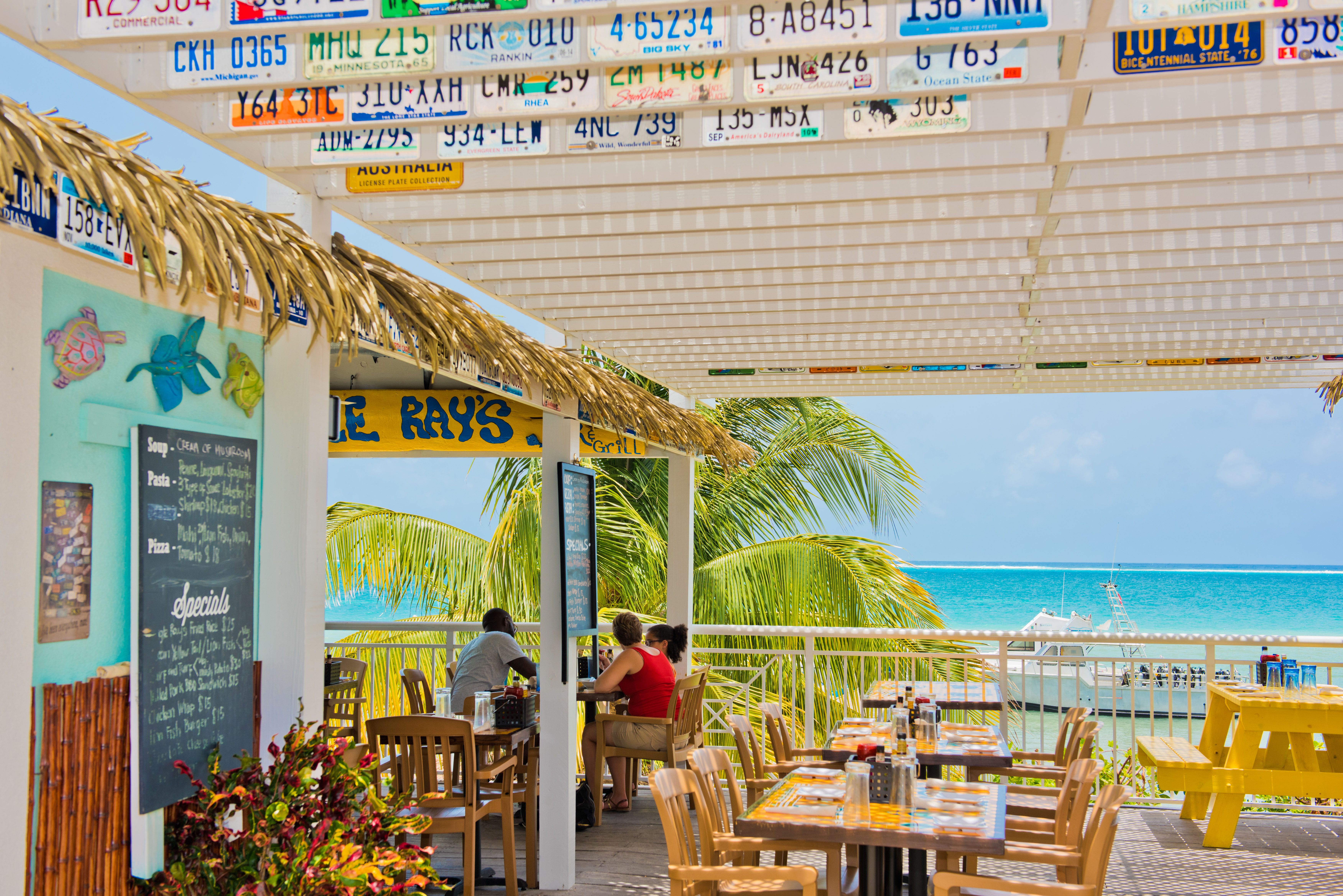 Abaco Inn Bar & Grill Elbo Cay, Abaco, Bahamas Editorial Stock Photo -  Image of relaxing, yachting: 39883263