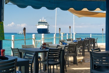 Rackam's Waterfront Bar & Grill