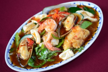 Thai House Restaurant (Elizabethan Square)