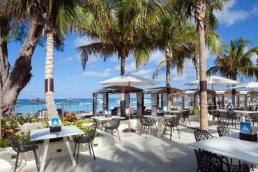 Tortuga Beach Grill & Bar
