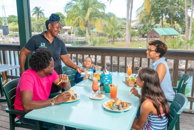 schooners-Bar--Grill-000---Lower-res-20240418091551