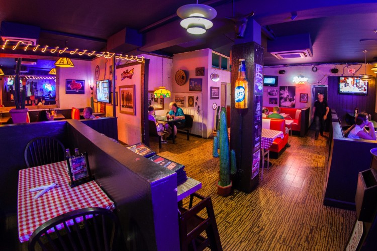 Lone Star Bar & Grill